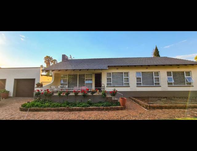 4 BEDROOM HOUSE FOR SALE IN ELSPARK